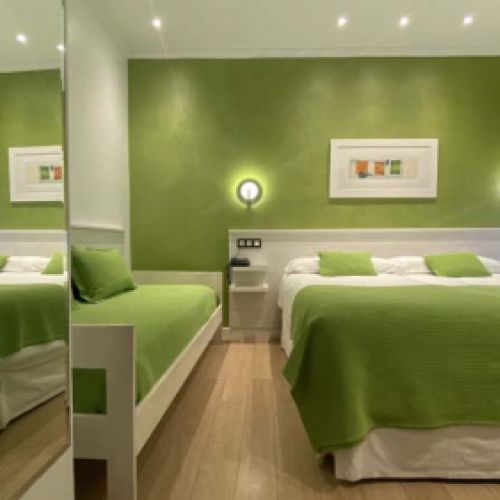 Extra double room